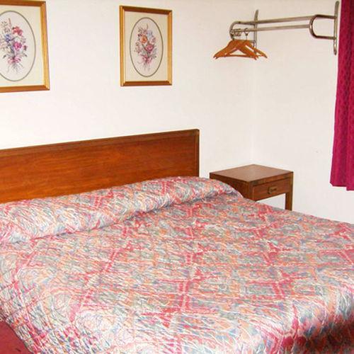 Rum River Motel Princeton Room photo